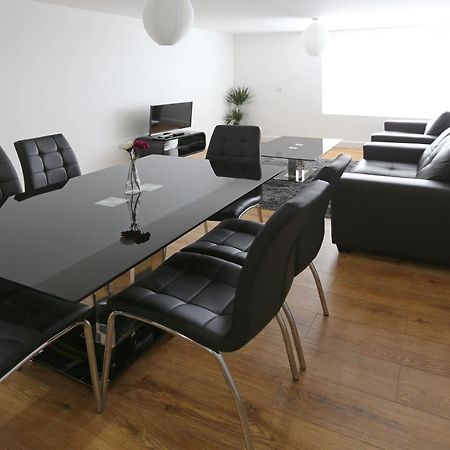 Radalco Apartments Hounslow Eksteriør billede