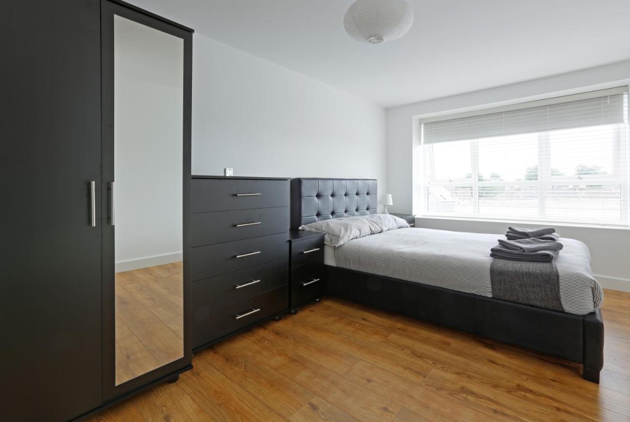 Radalco Apartments Hounslow Eksteriør billede