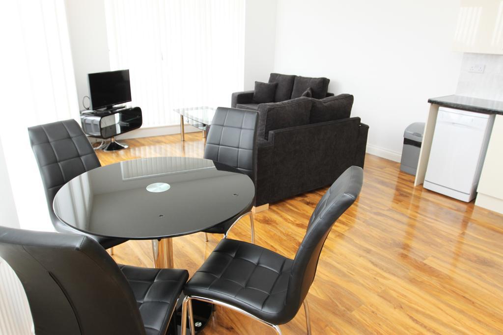 Radalco Apartments Hounslow Eksteriør billede