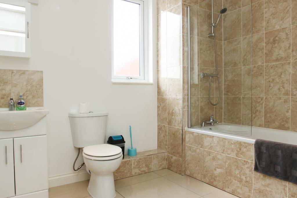 Radalco Apartments Hounslow Eksteriør billede